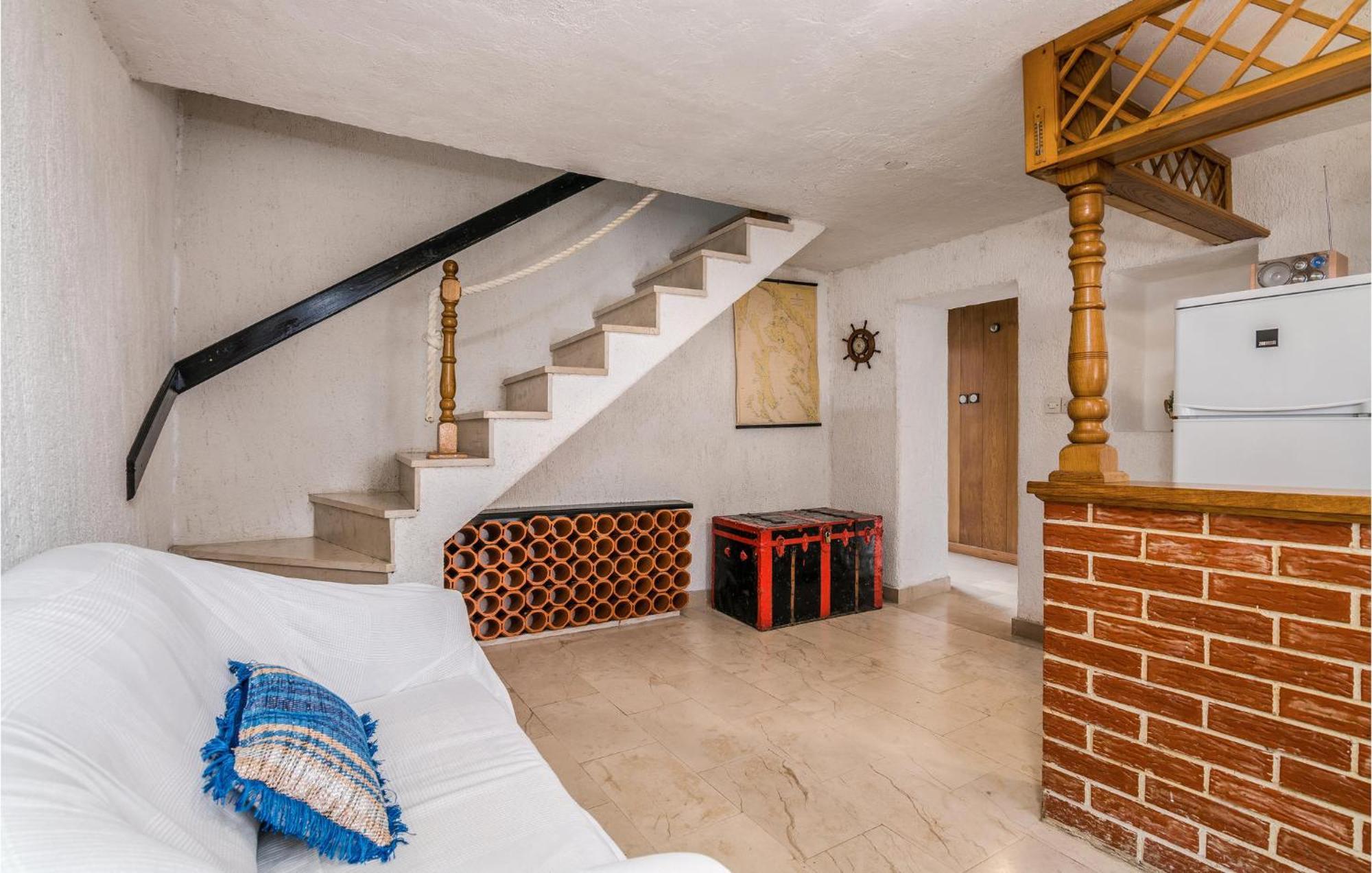 2 Bedroom Gorgeous Home In Baska Exteriér fotografie
