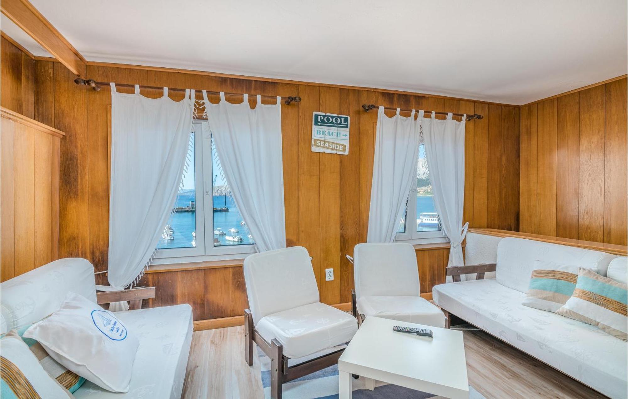 2 Bedroom Gorgeous Home In Baska Exteriér fotografie