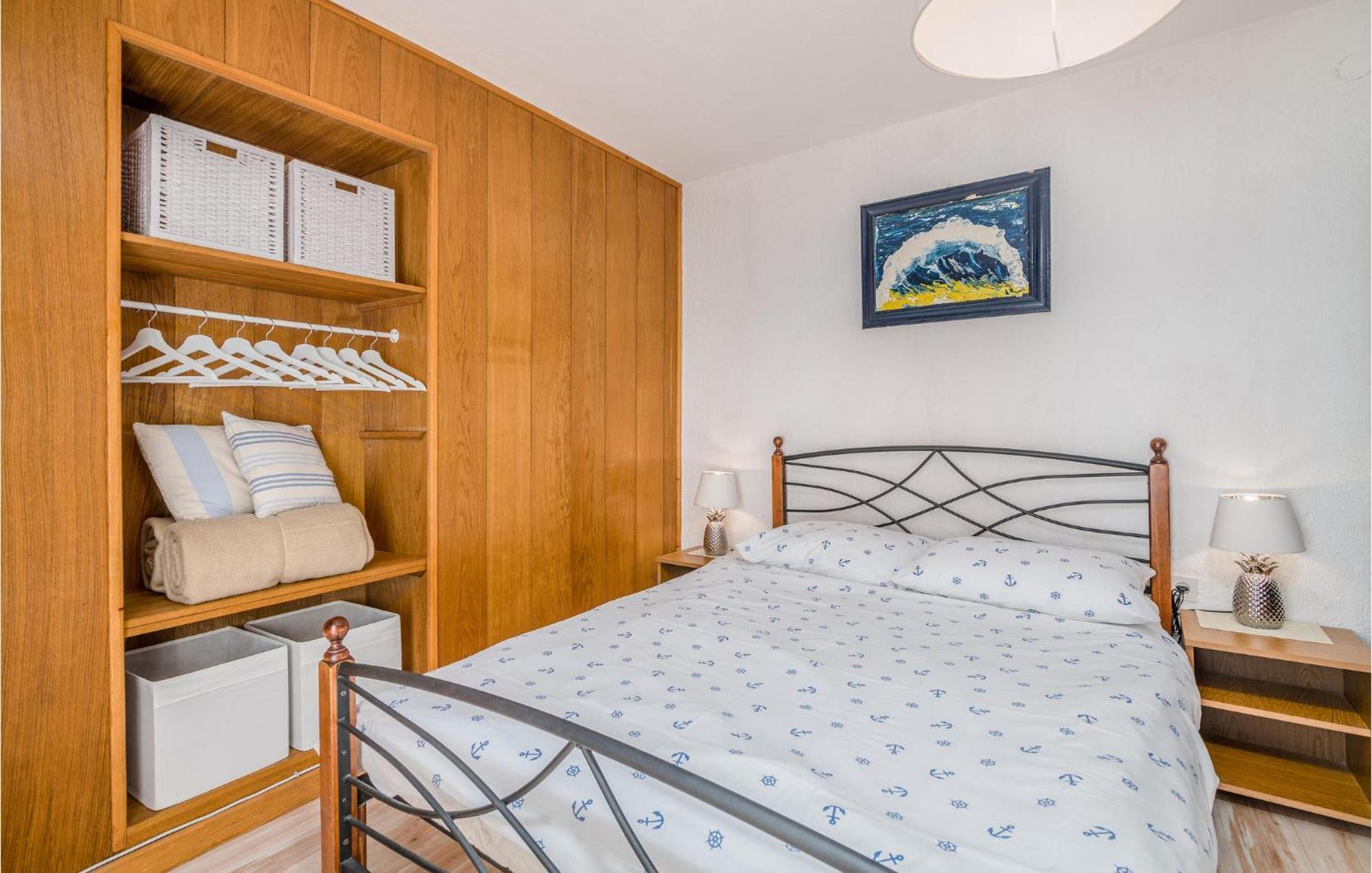 2 Bedroom Gorgeous Home In Baska Exteriér fotografie