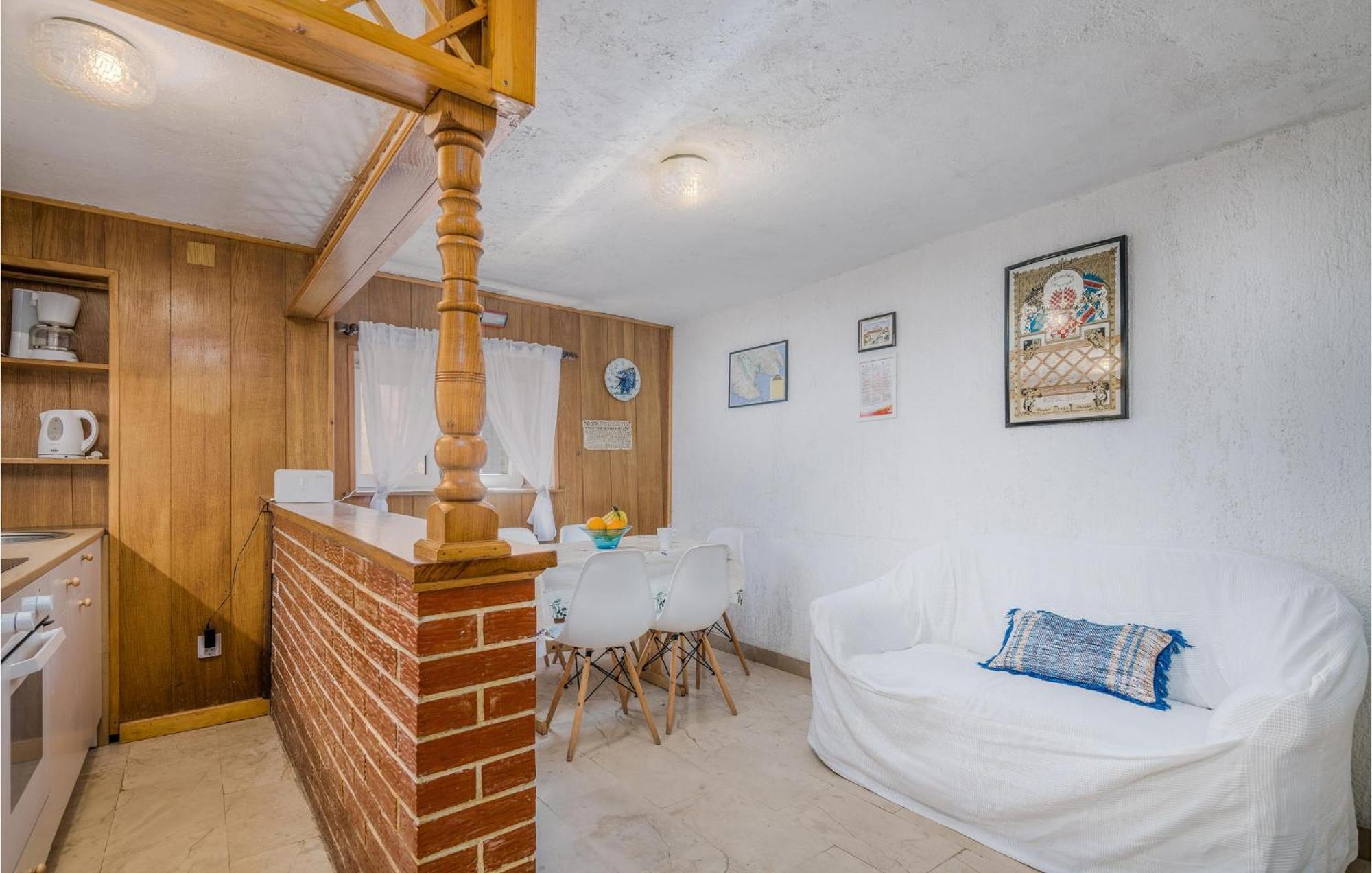 2 Bedroom Gorgeous Home In Baska Exteriér fotografie
