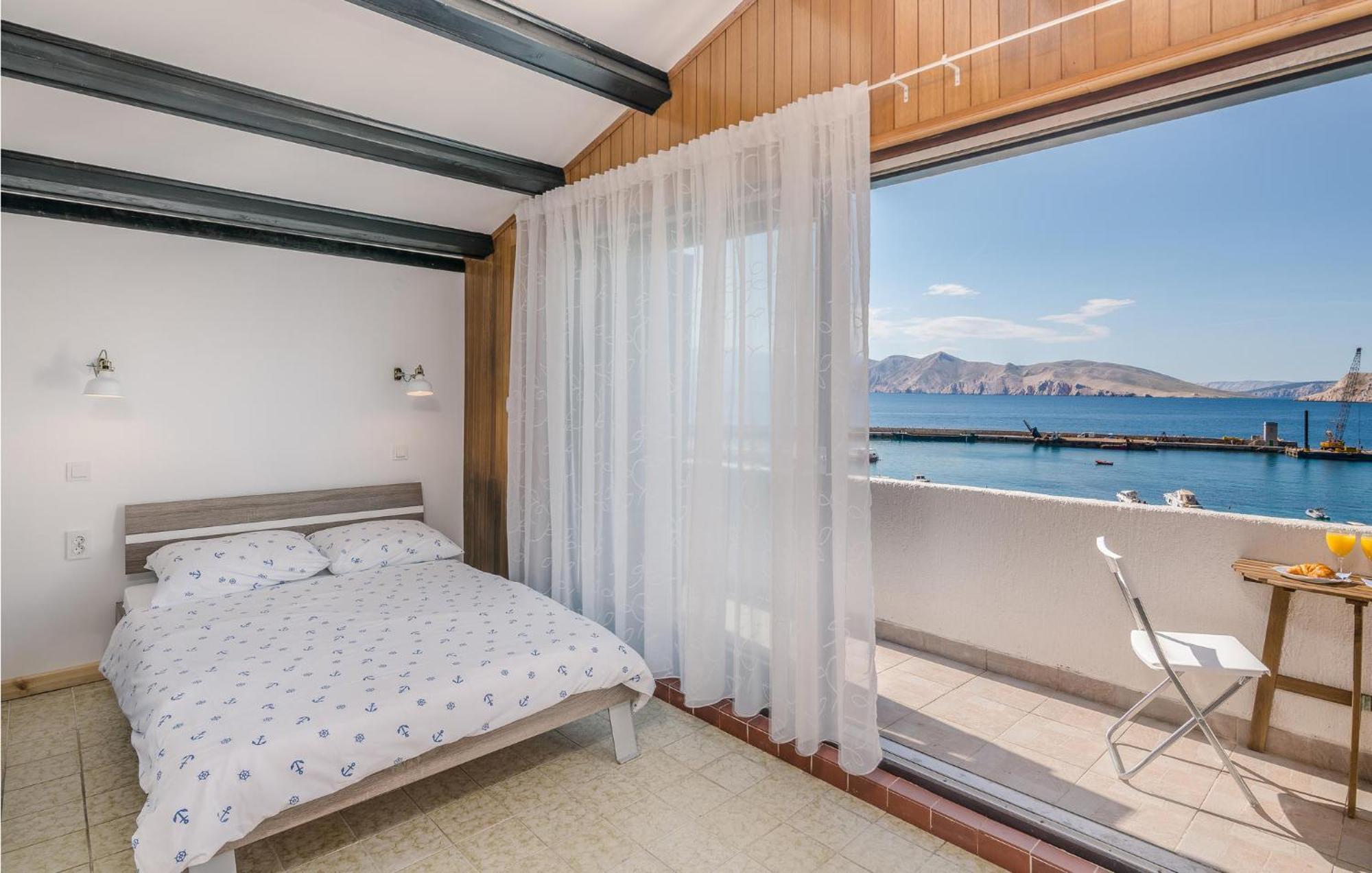 2 Bedroom Gorgeous Home In Baska Exteriér fotografie